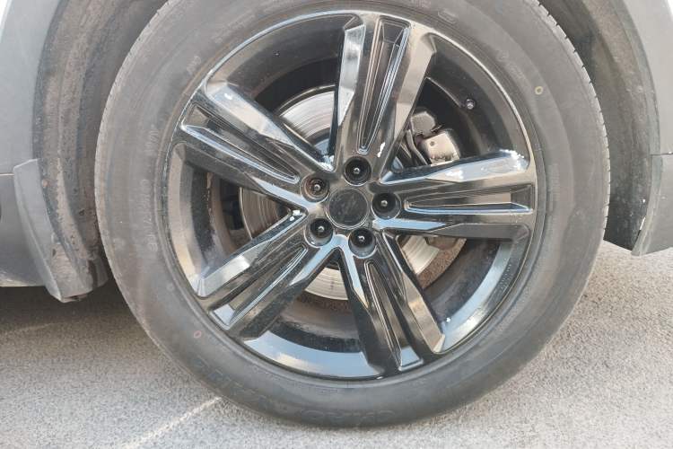 Used Zotye T700 2017 1.8T Dual-Clutch Prestige Model
