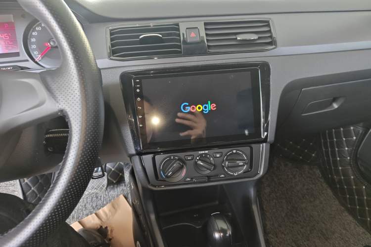 Used Volkswagen Santana 2021 1.5L Automatic Fashion Edition Audio And AC Panel