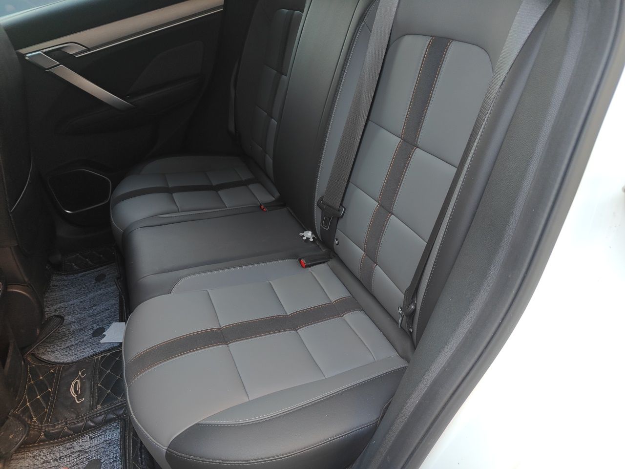 Geely Auto Coolray 2023 1.5T DCT Platinum Edition — снимка 17