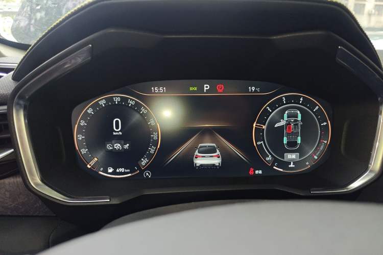 Used Lynk & Co 05 2022 2.0T Two-Wheel Drive Shine Halo Instrument Cluster