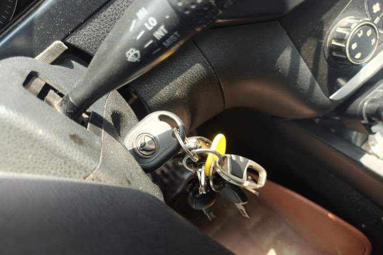 Used HYOSOW H2 2016 H2E 1.5L Elite Model BJ415B Vehicle Key