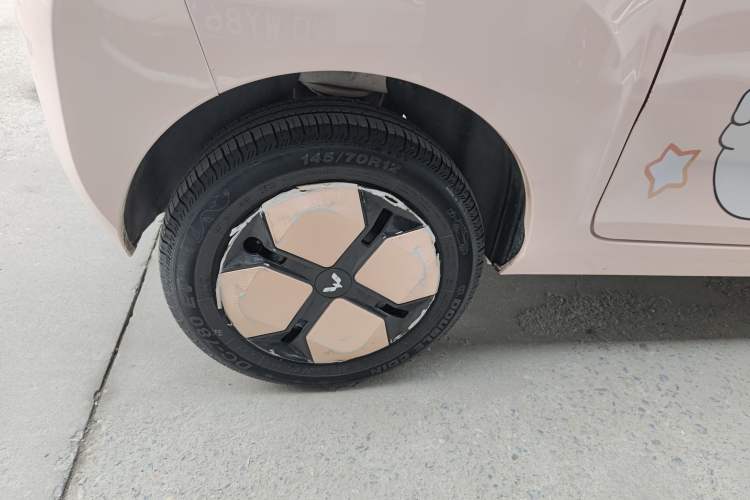 Used Wuling Hongguang MINIEV 2021 Macaron Premium Model – Lithium Iron Phosphate
