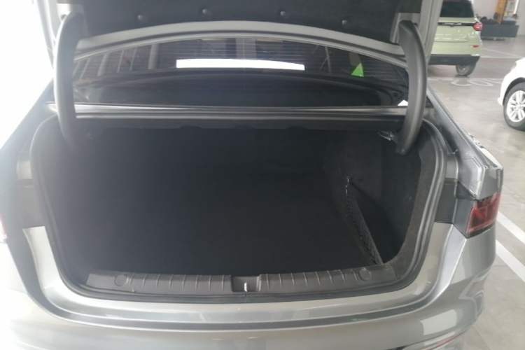 Used BYD Qin PLUS 2024 HONOR Edition DM-i 55KM Leading Model
