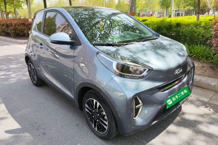 Used Chery Little Ant 2024 251km True Love Edition Front Right 45 Deg