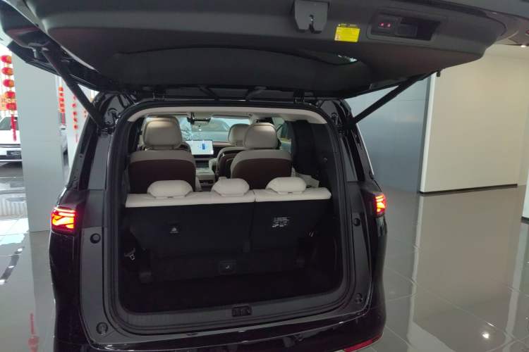 Used BYD Xia 2025 DM-i 1.5T 180km Beyond Edition Trunk