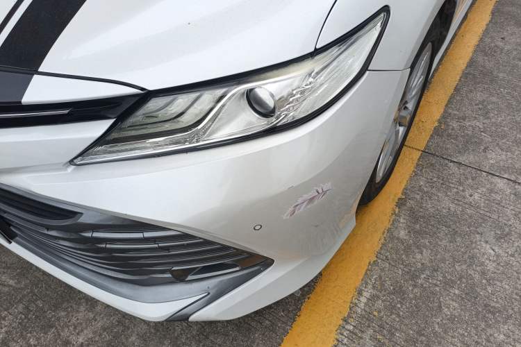 Used Toyota Camry 2018 2.0G Luxury Edition
