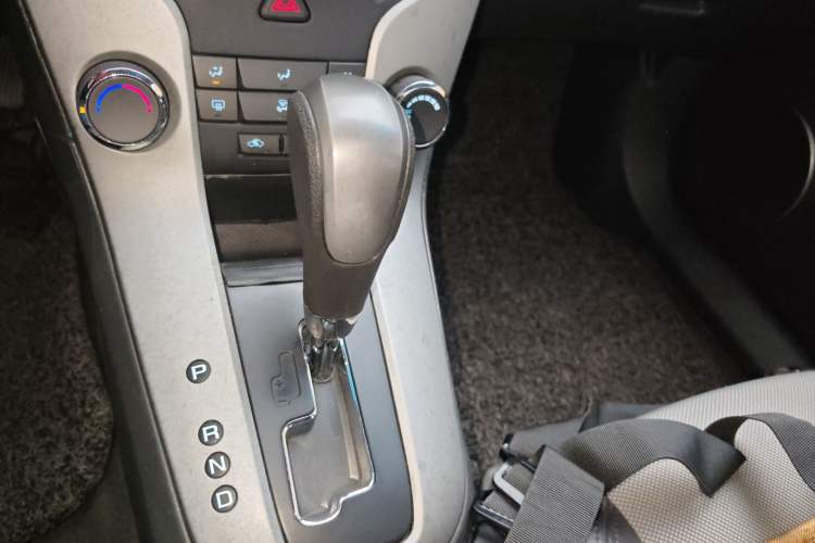 Used Chevrolet Cruze 2013 1.8L SE WTCC Edition AT
