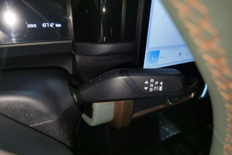 Used iCAR 03 2024 401km Range Two-Wheel Drive Standard Yuechao Version
