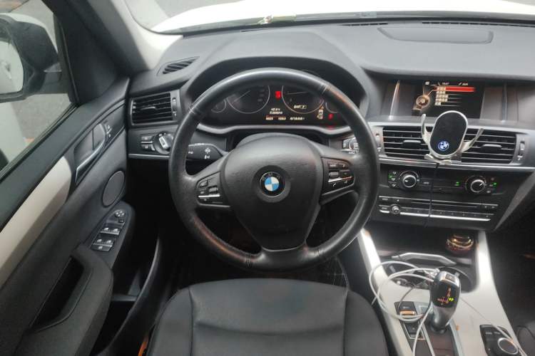 Used BMW X3 2016 sDrive20i
