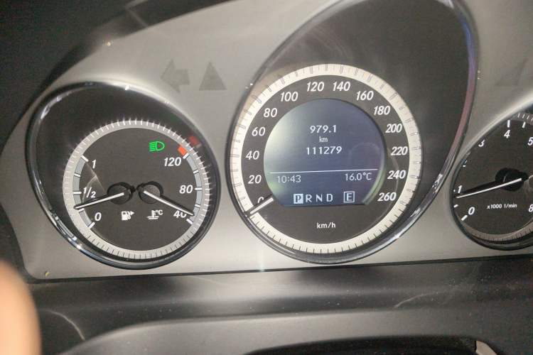 Used Mercedes-Benz C-Class 2010 C 200 CGI Fashion Model