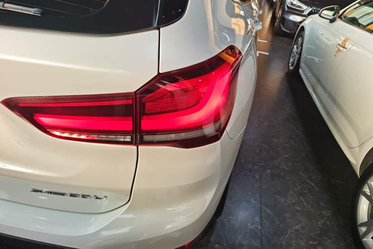 Used BMW X1 2022 sDrive20Li Fashion Model Right Rear Taillight