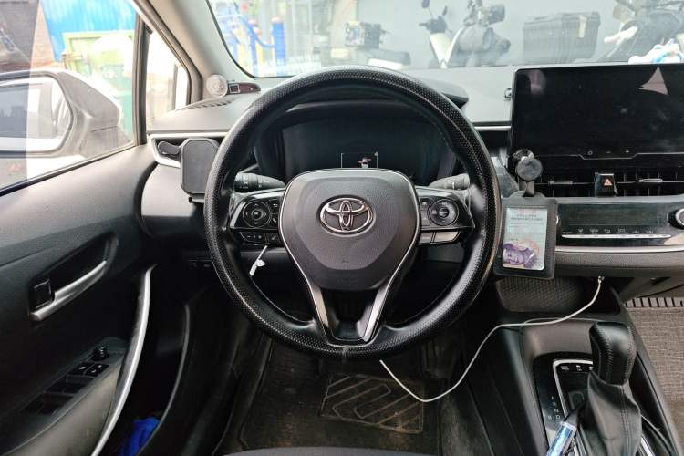 Used Toyota Corolla 2023 1.8L Smart Electric Hybrid Dual-Motor Pioneer Edition Steering Wheel