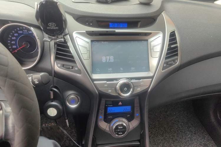 Used Hyundai Elantra (5th Generation / Langdong) 2013 1.6L Automatic Luxury Model
