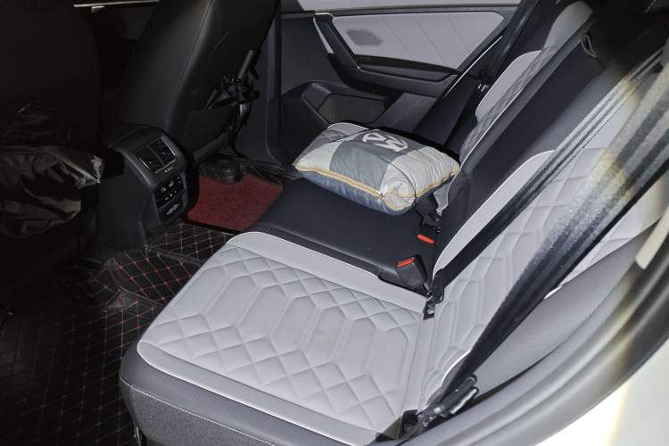 Used Volkswagen Tayron 2023 280TSI Two-Wheel-Drive Luxury Plus Advanced Version
