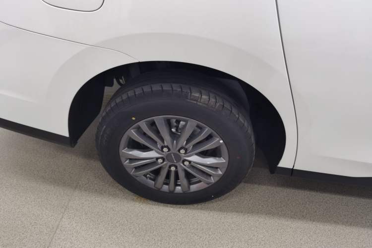 Used SAIC MAXUS G50 PHEV 2025 Leading Edition
