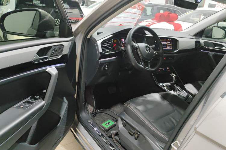 Used Volkswagen Tayron 2020 330TSI Two-Wheel Drive Luxury Smart Connectivity Version