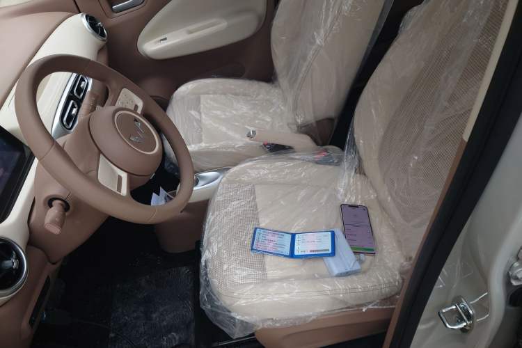 Used Wuling Hongguang MINIEV 2025 Four-Door Version Advanced Edition
