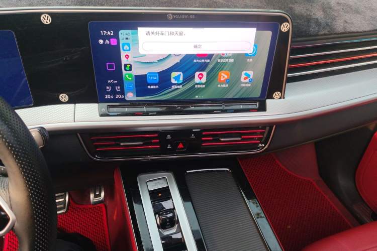 Used Volkswagen Tavendor 2023 380TSI Four-Wheel Drive R-Line First Edition
