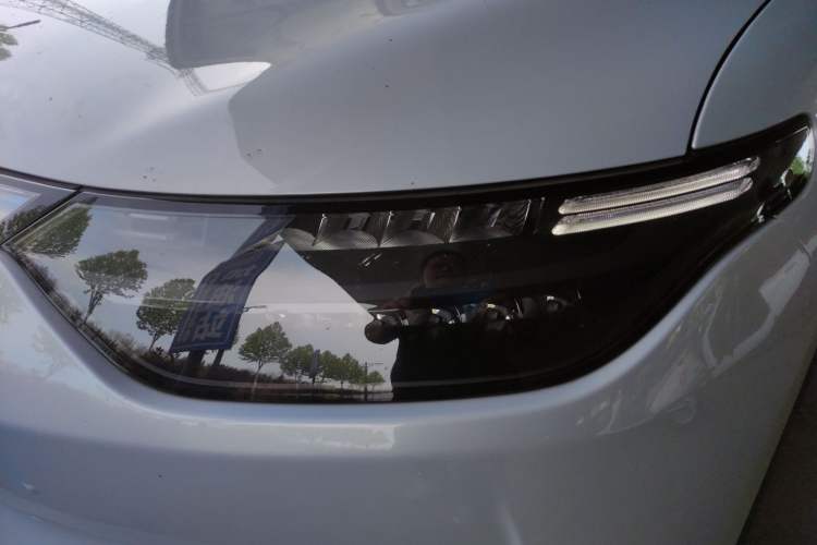 Used Leapmotor C11 2023 Pure Electric 500 Zhixing Edition Left Front Headlight