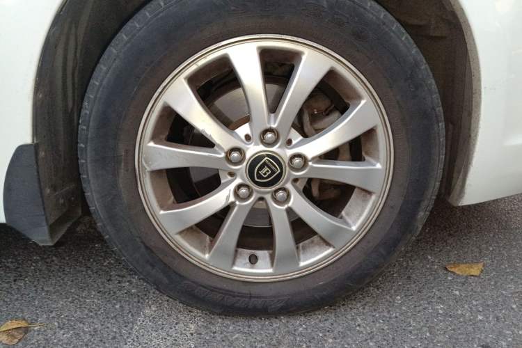 Used BYD G6 2012 1.5TID Automatic Prestige Version
