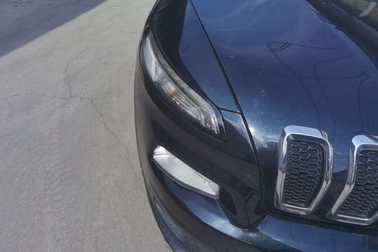 Used Jeep Cherokee 2017 2.0L Superior Edition