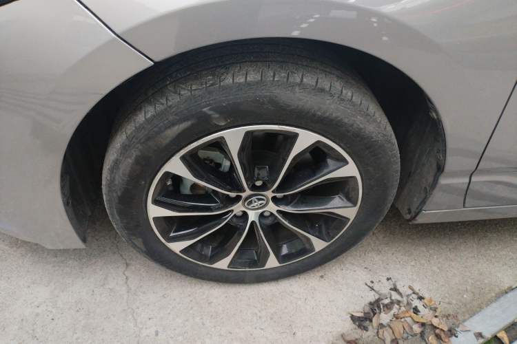 Used Toyota Avalon 2023 Dual-Engine 2.5L Luxury Edition Left Front Wheel Hub