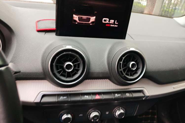 Used Audi Q2L 2021 35 TFSI Progressive Dynamic Edition Audio And AC Panel