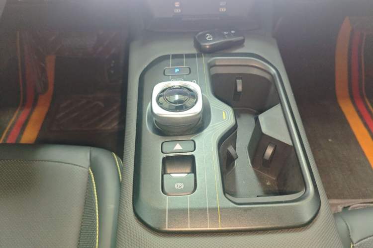 Used Toyota bZ5 2025 Model 550 PRO Smart Driving Edition Gear Lever