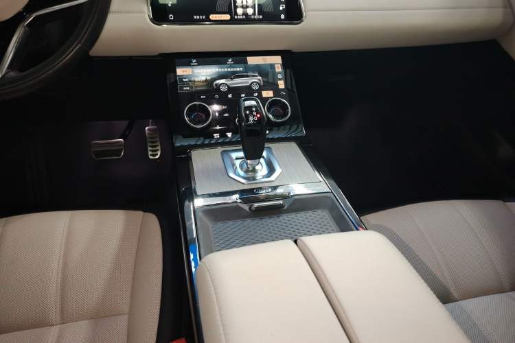 Used Land Rover Range Rover Evoque New Energy 2021 Aurora L P300e Luxury Edition