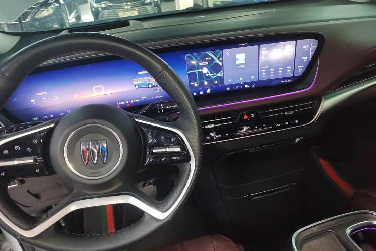 Used Buick Century 2023 2.0T Six-Seater Yinshi Edition