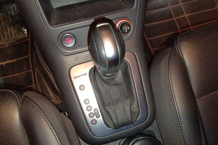 Used Volkswagen Tiguan L 2015 2.0 TSI Automatic All-Wheel Drive Luxury Edition