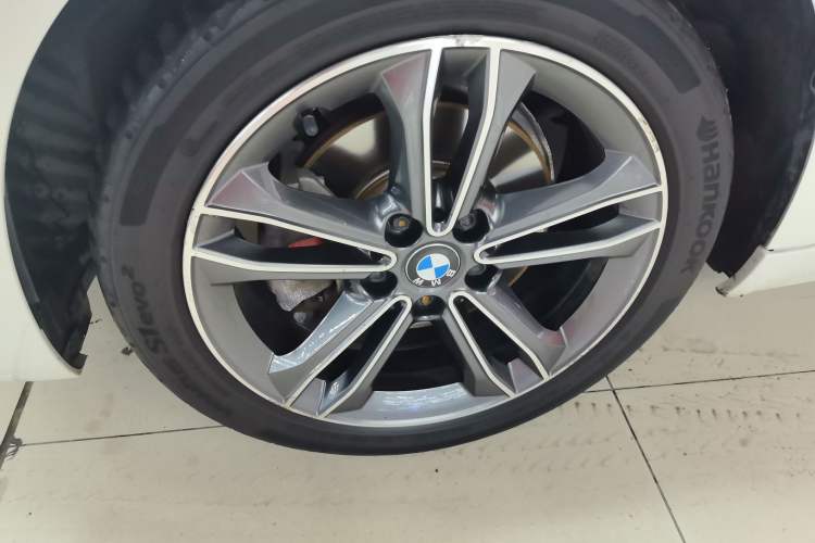 Used BMW 1 Series 2018 Facelifted 118i Sport Edition Left Front Wheel Hub