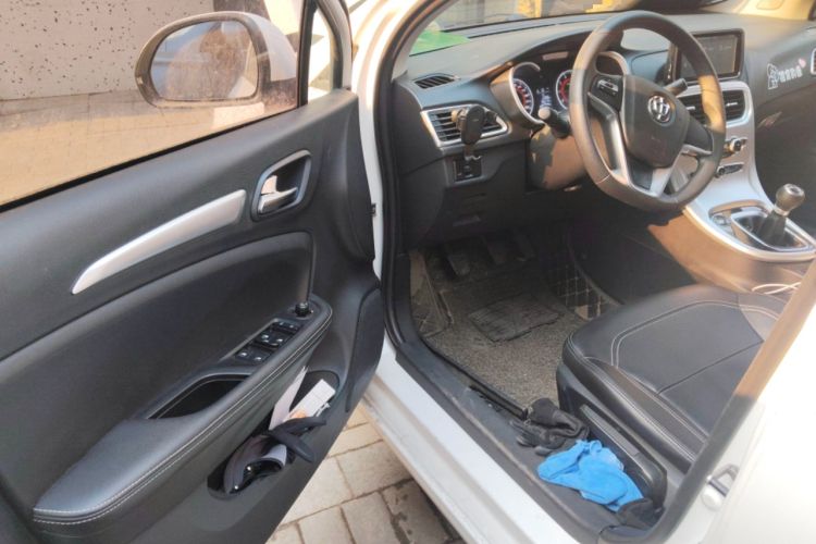 Used Brilliance H3 2017 1.5L Manual Elite Model
