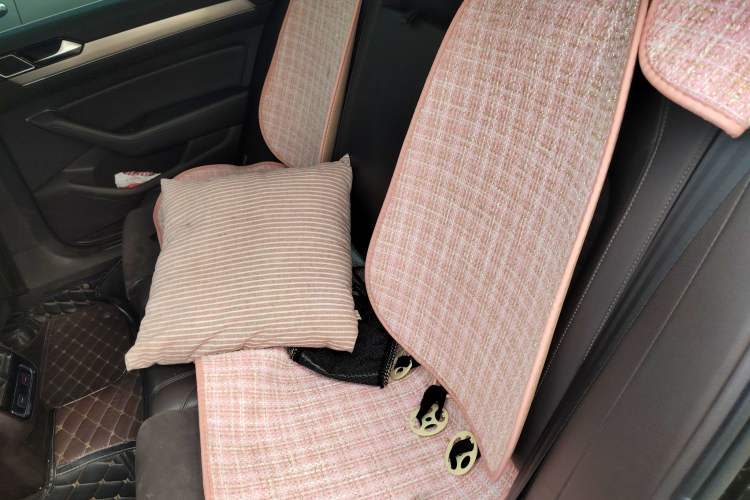 Used Volkswagen Variant 2017 380TSI Two-Wheel Drive Comfort Edition
