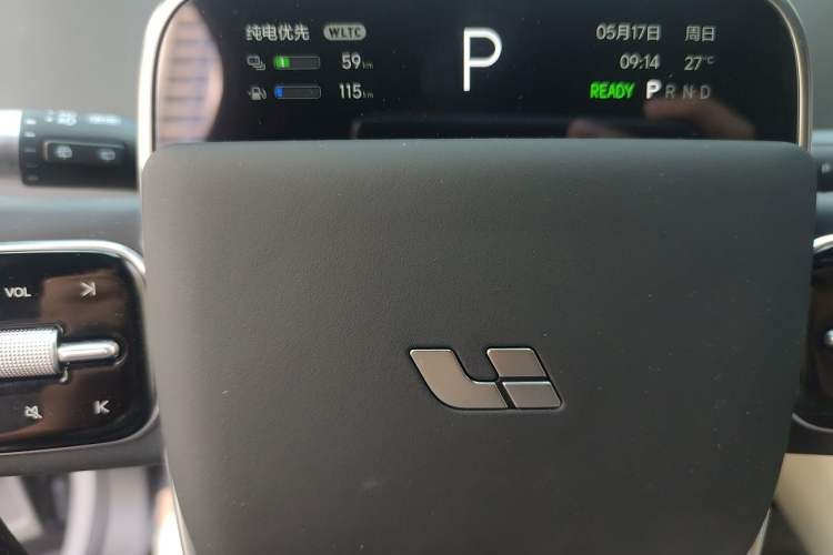 Used Li Auto L6 2025 Pro Smart Refresh Edition
