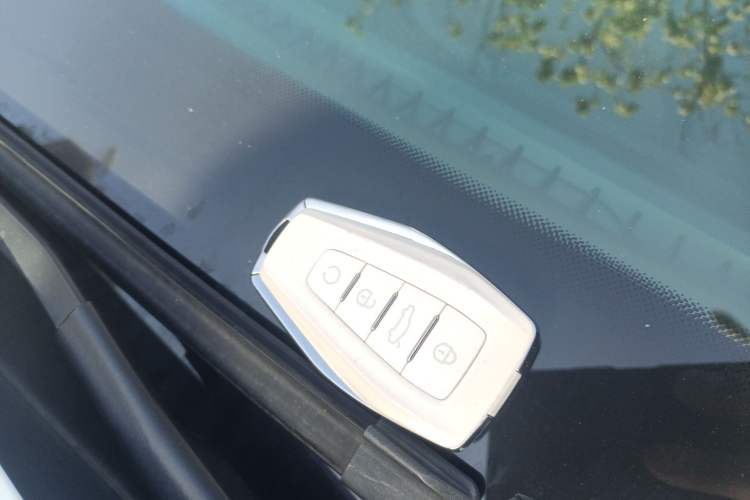 Used Geely Auto icon 2023 1.5TD Chocolate Smoothie Edition
