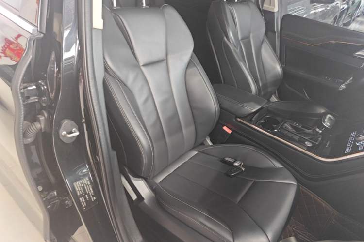 Used Hongqi H5 2019 30TD Dynamic Edition
