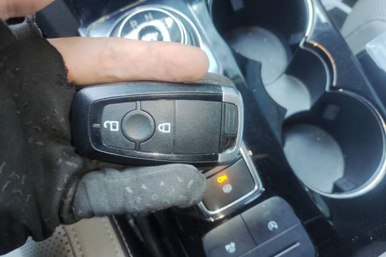 Used Ford Escape 2020 EcoBoost 245 Two-Wheel-Drive Titanium Edition Vehicle Key