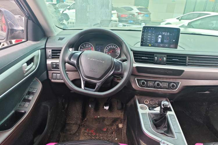 Used FORTHING T5 2022 Grand Edition 1.6L Manual Dream-Chasing Five-Seat Model