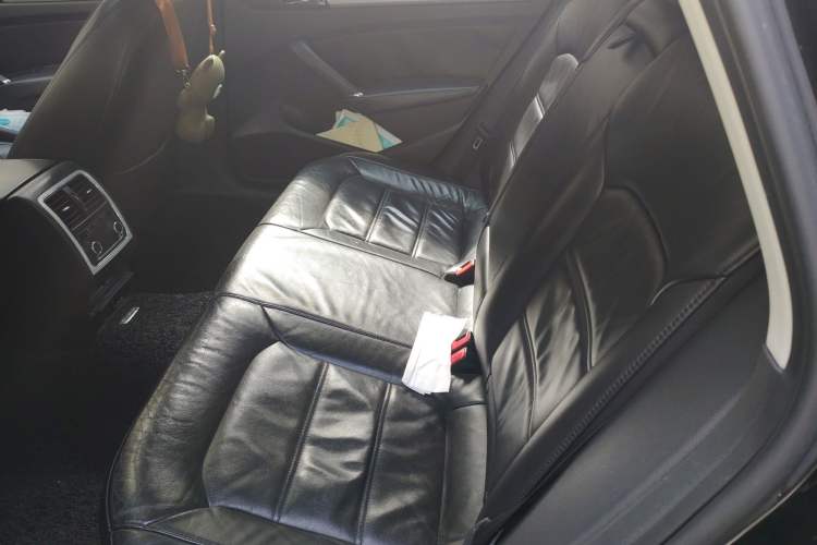 Used Volkswagen Passat 2011 1.8TSI Automatic Prestige Edition
