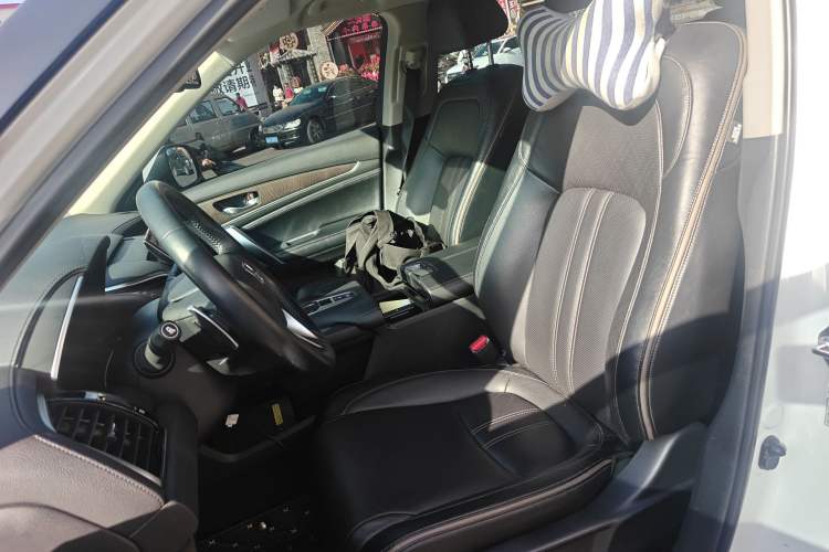 Used Honda Avancier 2020 240TURBO Two-Wheel Drive Premium Edition Left Front Seat