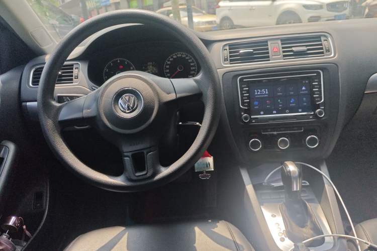 Used Volkswagen Sagitar 2012 1.6L Automatic Fashion Edition