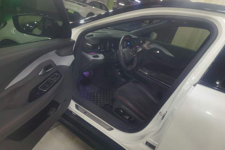 Used ARCFOX Alpha S 2022 HI Version Advanced Edition