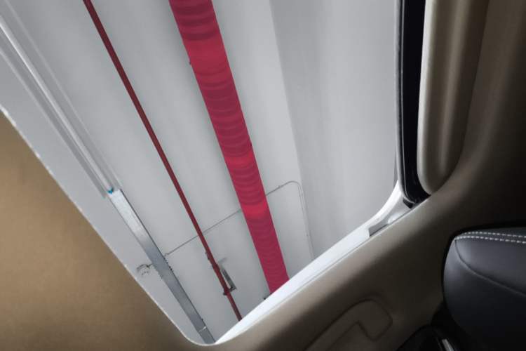 Used Toyota FRONTLANDER 2024 2.0L Smart Electric Hybrid Dual-Engine Luxury Edition Headliner