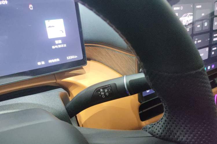 Used Wey Gaoshan 2025 Four-Wheel Drive Alpine 8
