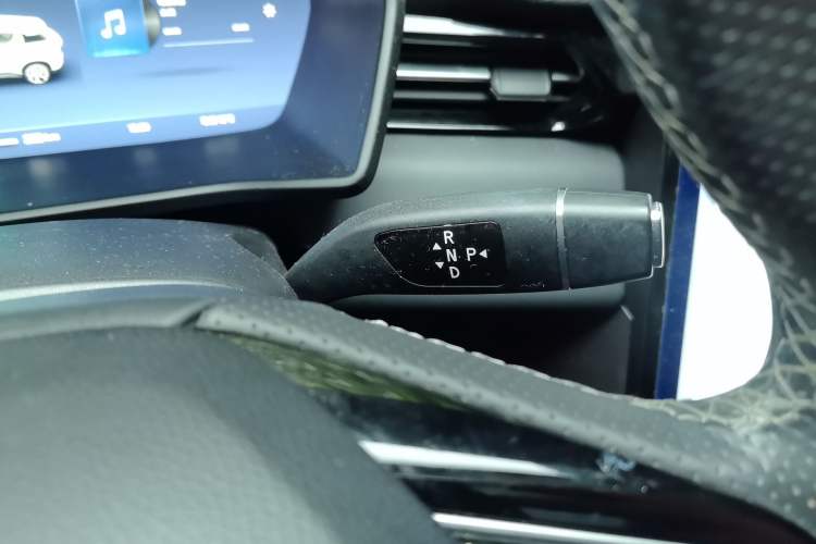 Used XPeng G3 2020 520i Luxury Edition Gear Lever