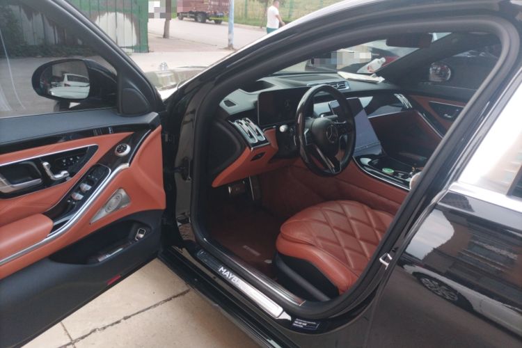 Used Mercedes-Benz Maybach S-Class 2022 S 480 4MATIC Intelligent Premium Special Edition Driver Seat