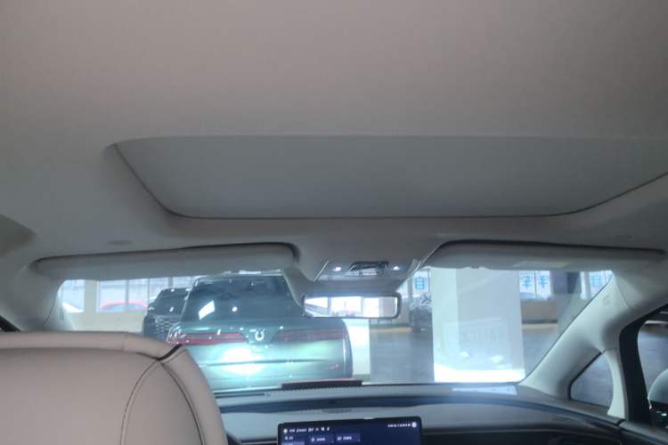 Used Denza D9 2024 DM-i 980 Four-Wheel Drive Prestige Model
