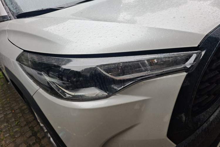 Used Toyota Corolla Cross 2023 Dual-Motor 2.0L Elite Edition Right Front Headlight