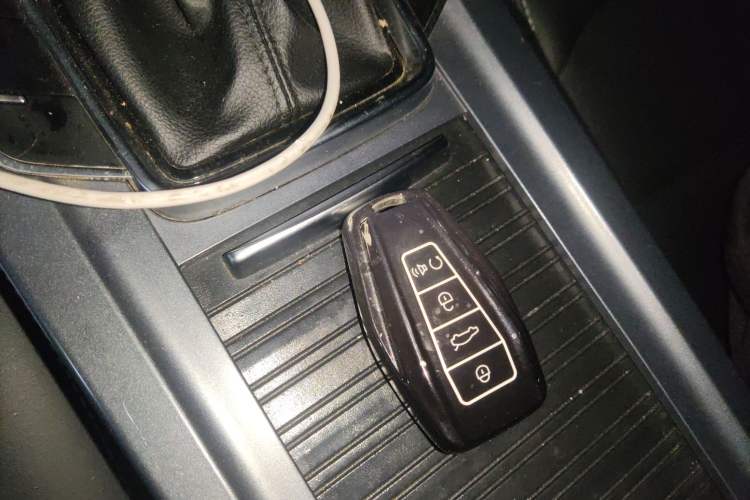 Used Geely Auto Emgrand 2019 Leading Edition 1.5L CVT Upward-Connected Model China VI Standard